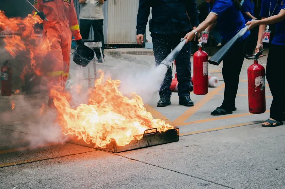 ICPE, ERP, IGH : comprendre les réglementations incendie spécifiques
